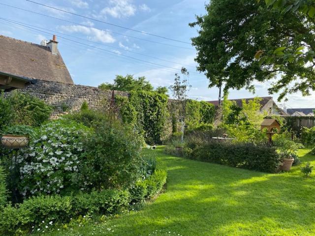 La Maison Des Buis Falaise  Eksteriør billede