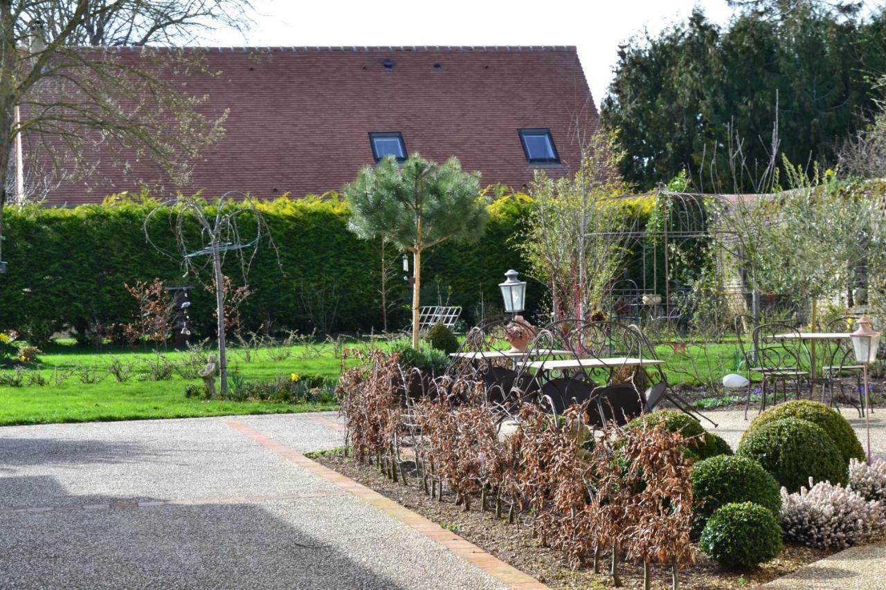 La Maison Des Buis Falaise  Eksteriør billede